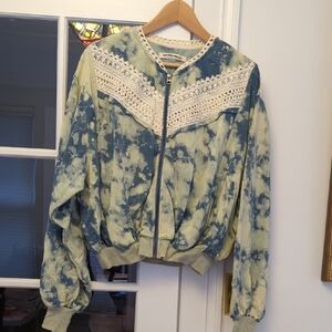 NWOT We The Free By Free People Blue and Cream Tie-Dye Hoodie Size S